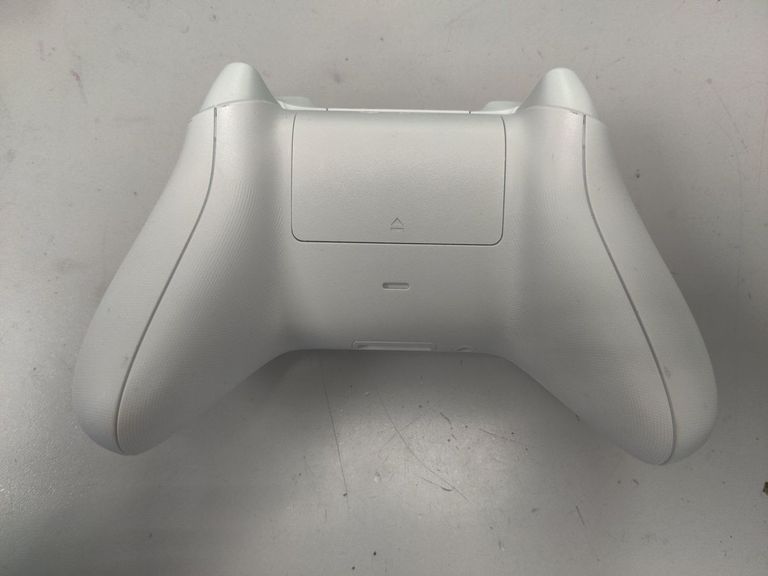 Дешиво Microsoft xbox series x s wireless controller с ломбарда