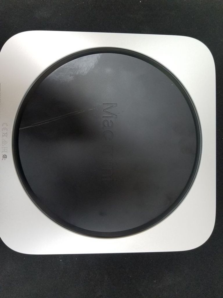 Купити Apple mac mini a2686 mmfj3 m2/8core/ram 8gb/ssd256gb Б/У