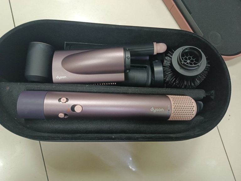 Купити Dyson hs08 multi-styler and dryer straight to wavy - velvet/gold 596926-01 Б/У