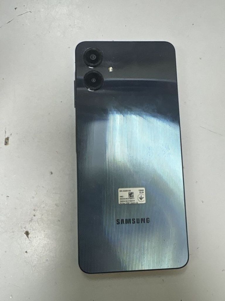 Оголошення Samsung galaxy a06 4/128gb Б/У