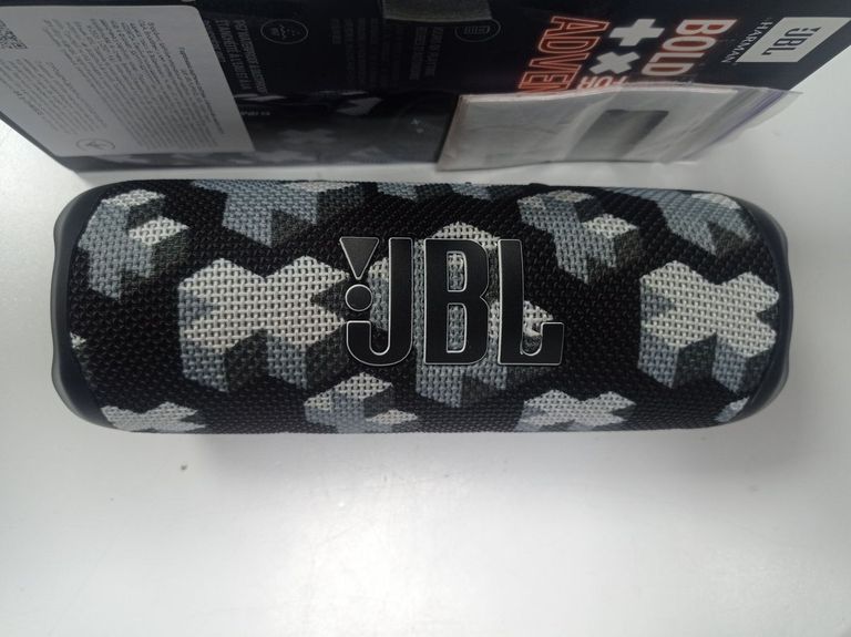 Купити Jbl flip 6 martin garrix Б/У