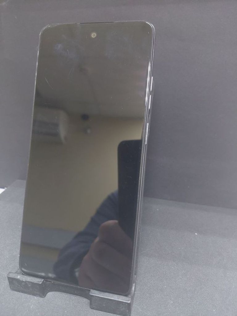 Дешево Motorola moto e14 2/64gb з ломбарду