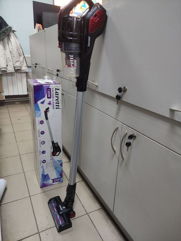 Купить Laretti LR-VC8111 Б/У