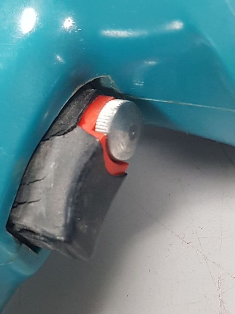 Распродажа Makita 6510LVR, продавец Техноскарб