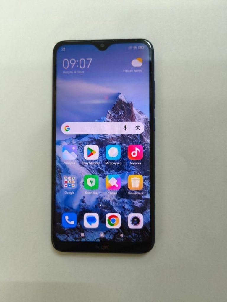 Купить Xiaomi Redmi 8A 2/32GB Black Б/У