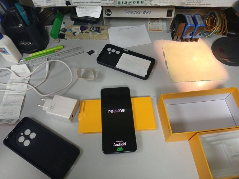 Объявление Realme 12 4g 8/256gb Б/У