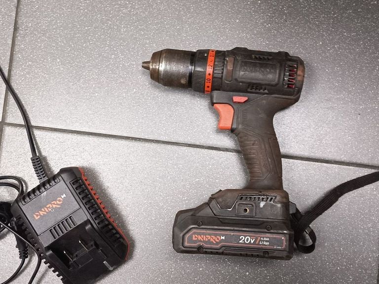 Купити Dnipro-M cd-201hbc compact 1акб 4ah зп Б/У