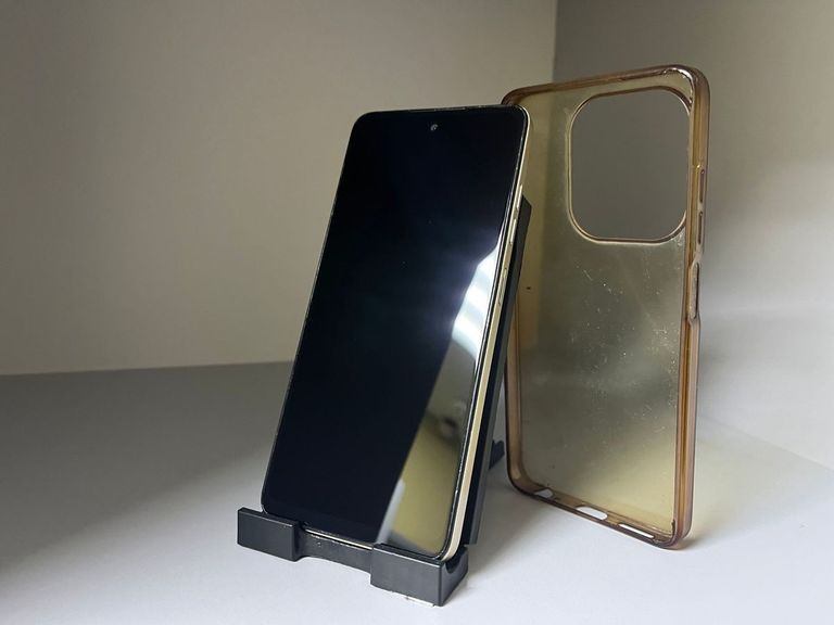 Купити Tecno spark 20c bg7n 8/128gb Б/У