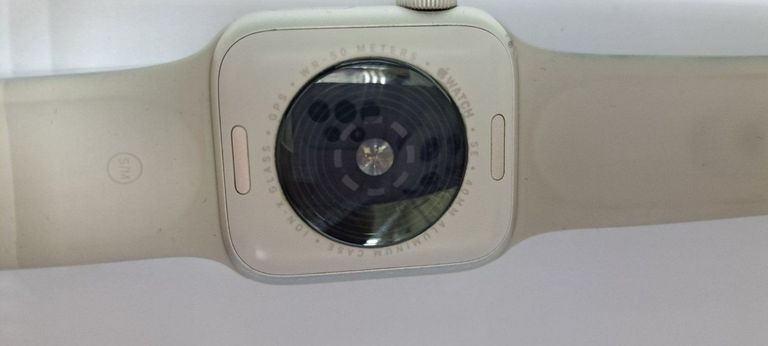 Apple watch se 2 gps 40mm aluminium case Код:01-200853896. Изображение 7