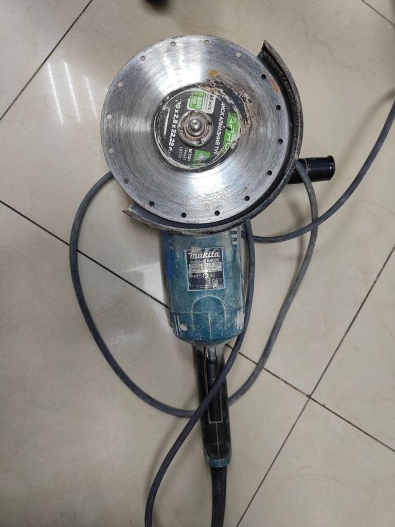 Розпродаж Makita GA9020, продавець Техноскарб