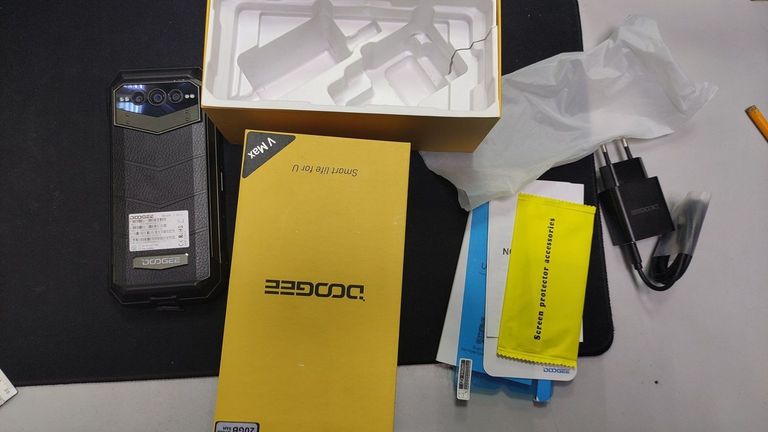 Розпродаж Doogee v max 12/256gb, продавець Техноскарб