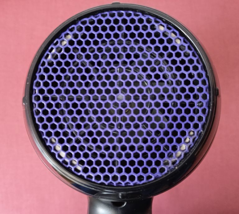 Дешево Rowenta Pro AC 2200 W, потребує ремонту! з ломбарду