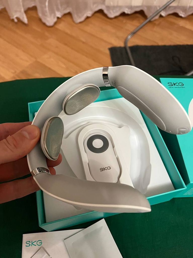 Дешево Skg 4098 White з ломбарду