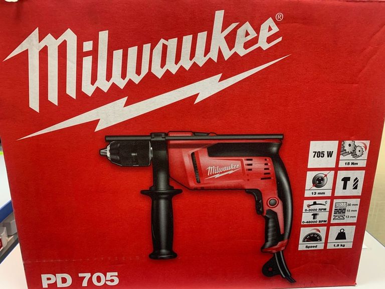 Дешево Milwaukee PD-705 (4933431955) з ломбарду
