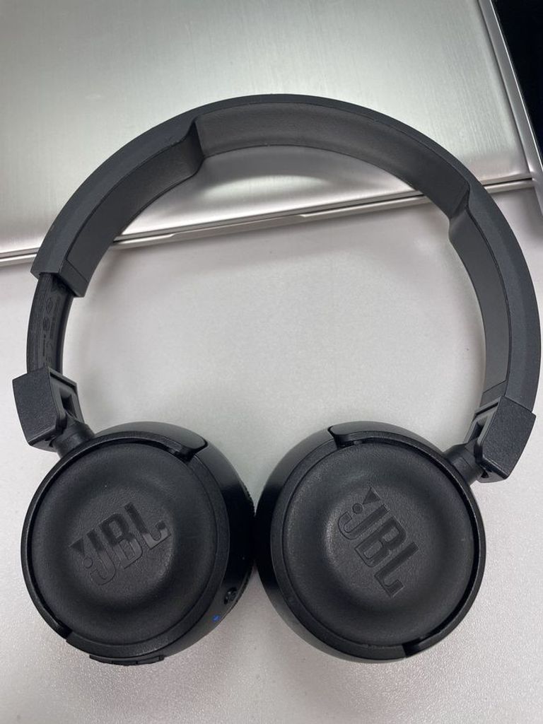 Купити Jbl t450bt Б/У