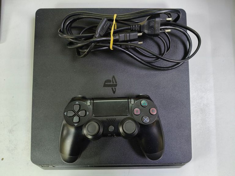 Купити  Sony PlayStation 4 Slim 1TB Black Б/У