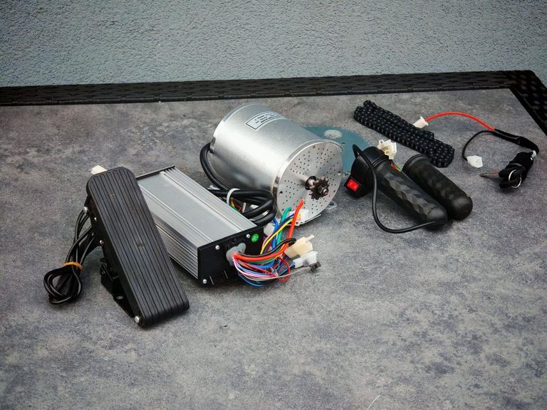 Купить BLDC 72 В 3000 Вт із контролером 24 Mosfet 50 А та педаллю газу для електроскутера, двигуна E-Bike Б/У