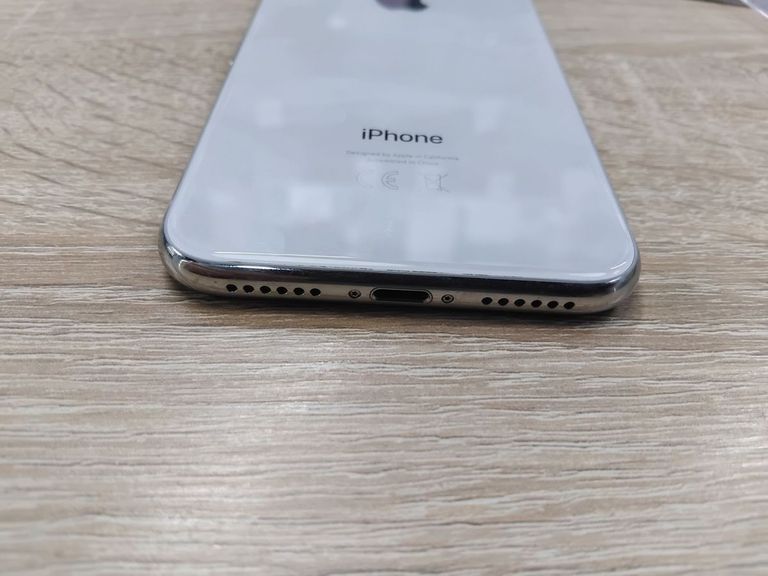 Дешево Apple iphone x 256gb з ломбарду
