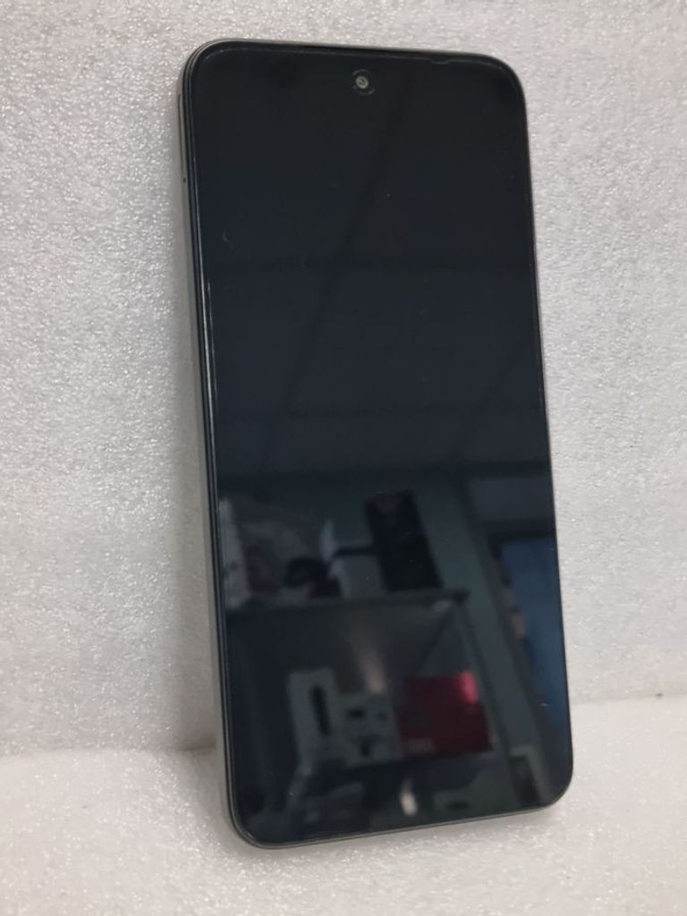 Оголошення Xiaomi redmi 15 4g 6/128gb Б/У