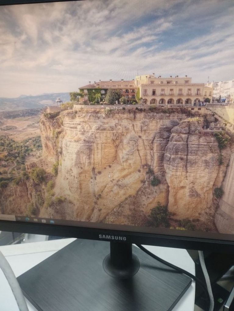 Дешево Samsung s24e650pl ls24e65uplx/ci з ломбарду