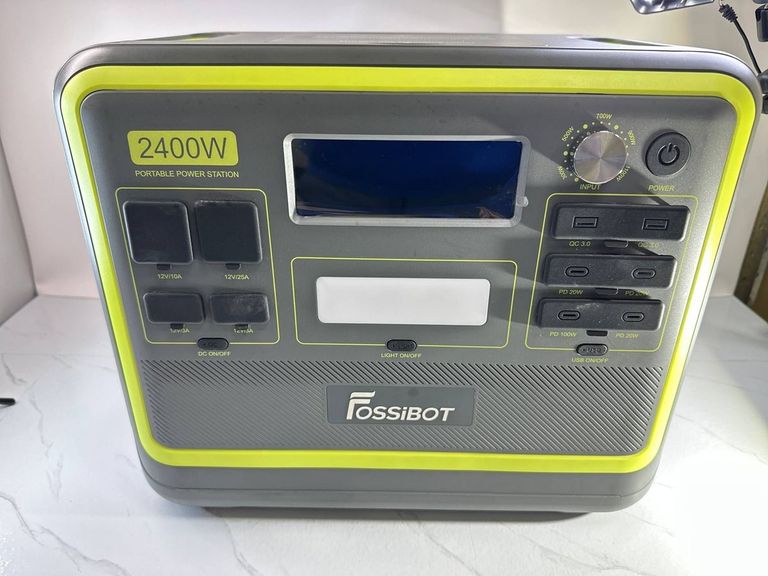 Купити Fossibot F2400 Б/У