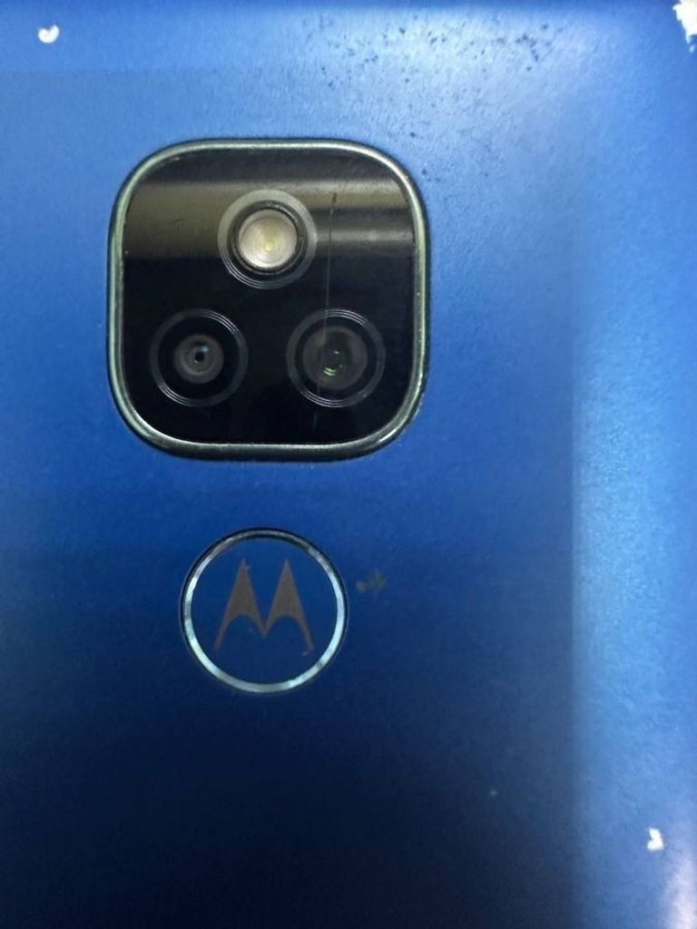 Дешево Motorola xt2081-2 moto e7 plus 4/64gb з ломбарду