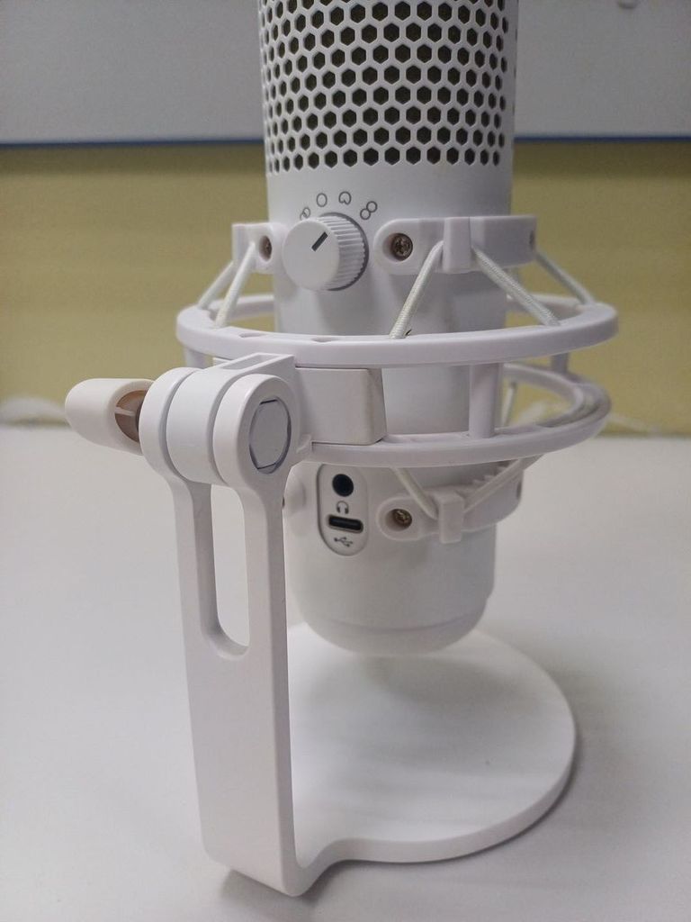 Оголошення Hyperx quadcast s Б/У