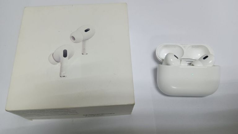Объявление Apple airpods pro 2nd generation with magsafe charging case usb-c Б/У
