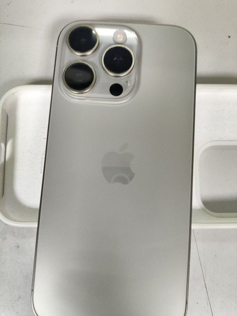 Оголошення Apple iphone 16 pro 128gb Б/У
