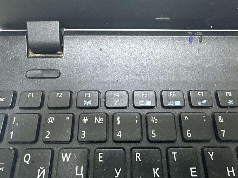 Оголошення Acer 15/celeron n3060 ddr3/4gb ddr2/hdd 500 gb/ssd *відсутній/*інтегрована Б/У