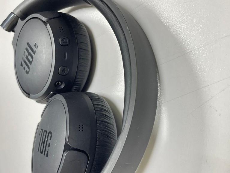Дешиво Jbl tune 670nc с ломбарда