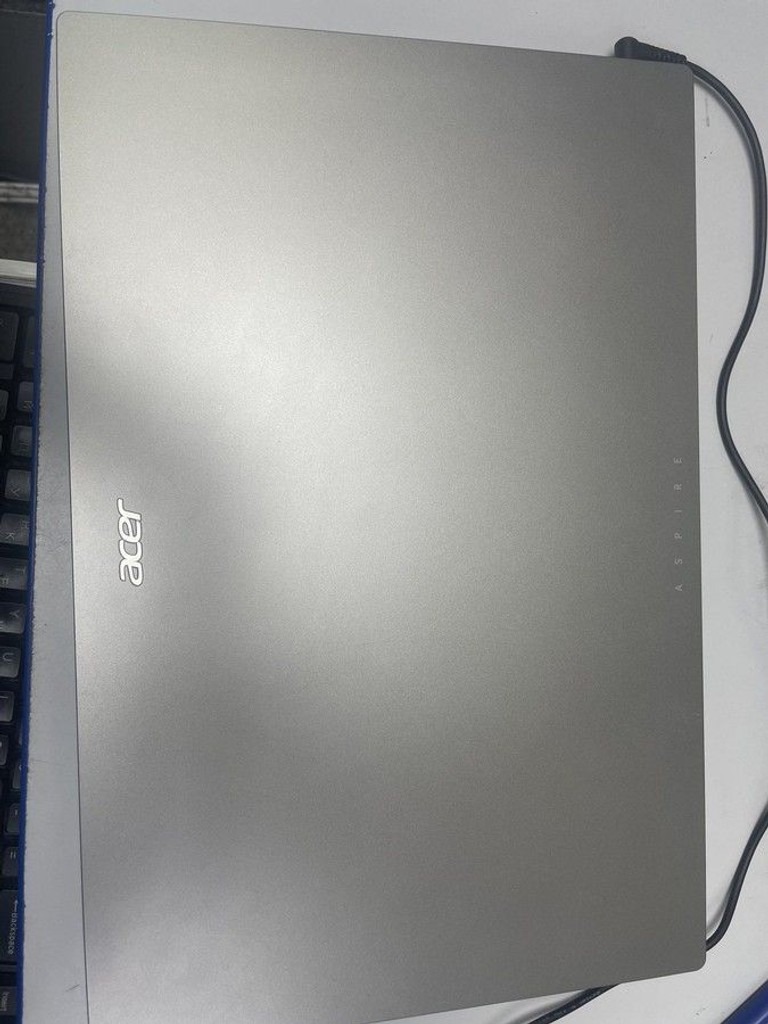 Оголошення Acer 15/core 3 n355 ddr4/16gb ddr4/hdd *відсутній/ssd 500 gb/*інтегрована Б/У