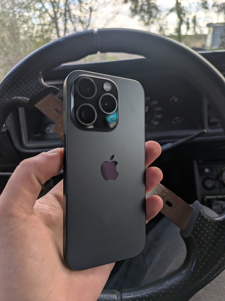 Дешиво Apple iPhone 15 Pro Max 256GB Black Titanium (MU773) с ломбарда