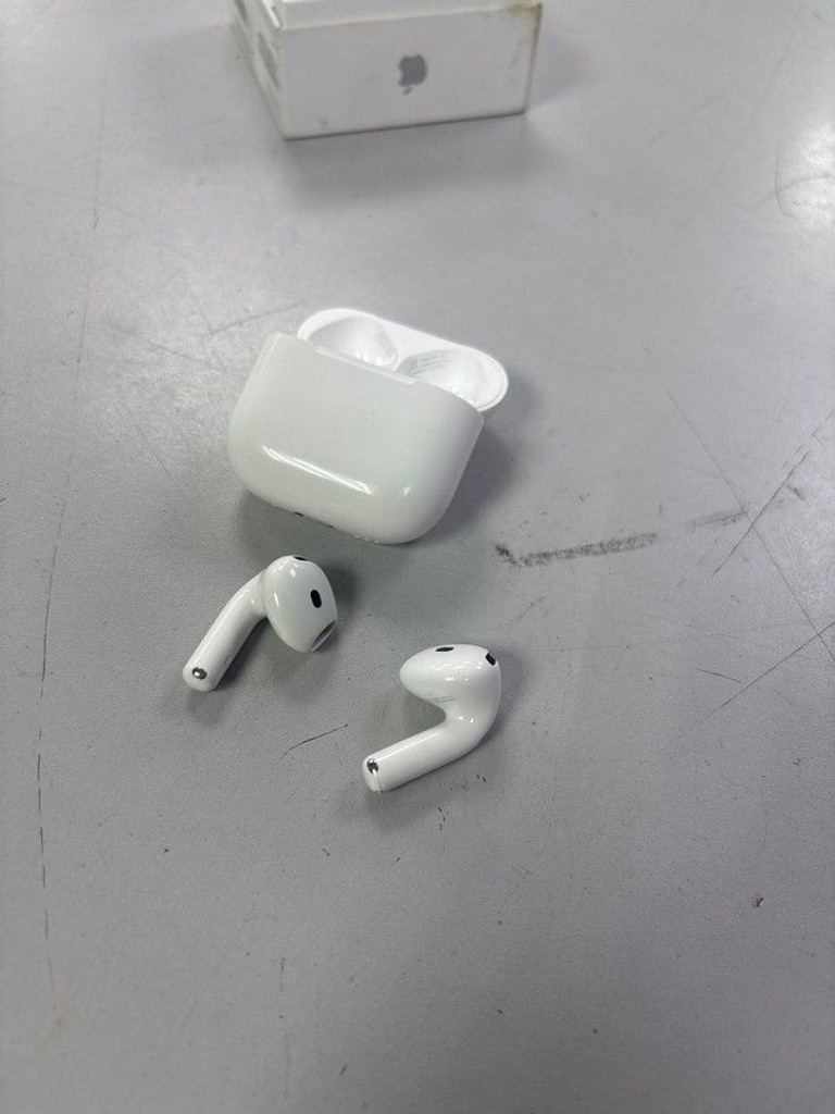 Розпродаж Apple airpods 4 with active noise cancellation, продавець Техноскарб