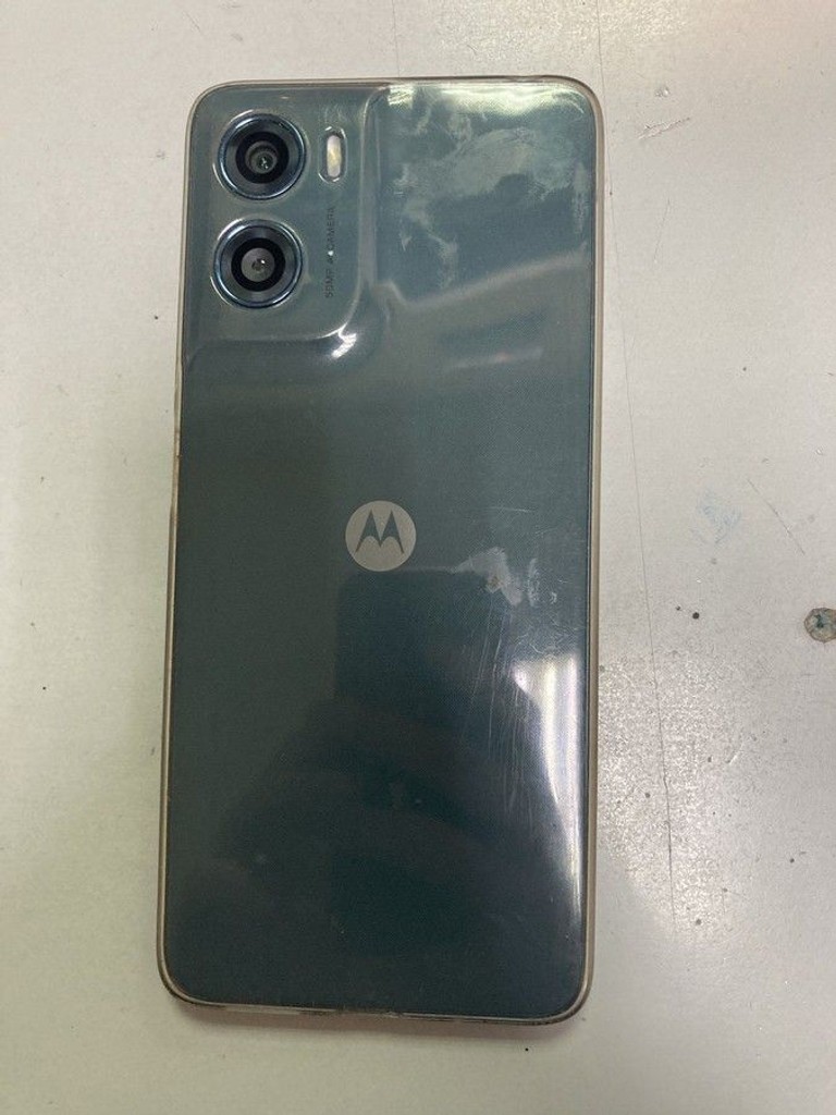 Оголошення Motorola moto g06 4g 4/64gb tendril Б/У