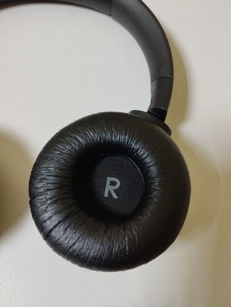 Дешиво Jbl tune 510bt с ломбарда