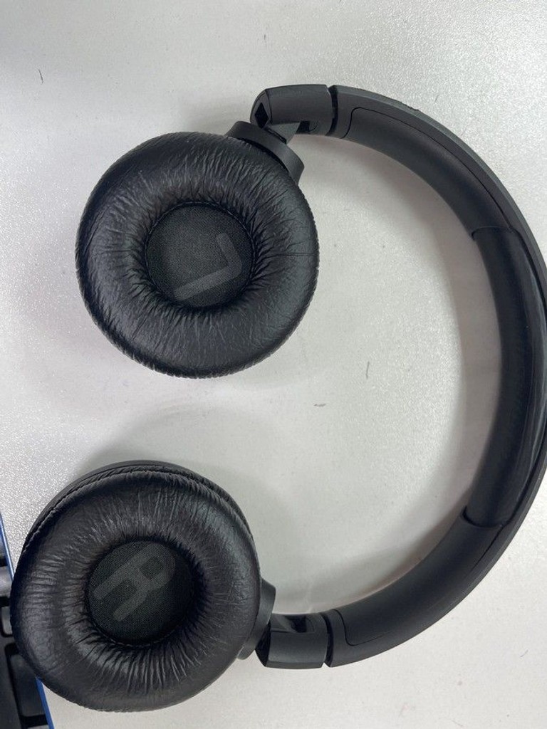 Дешиво Jbl tune 500bt с ломбарда