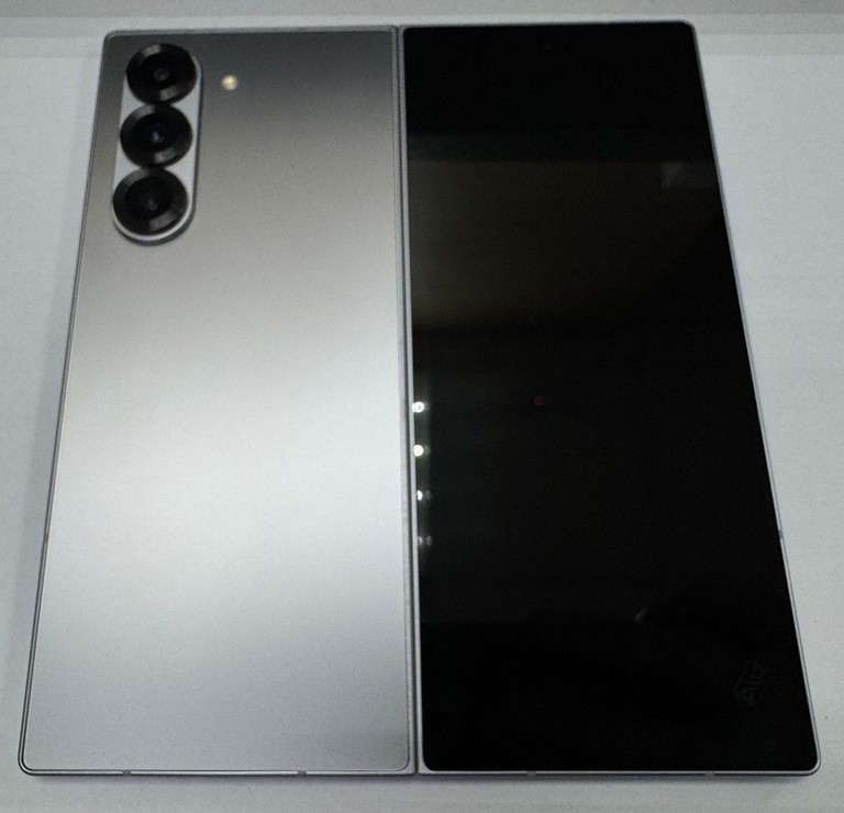 Samsung galaxy fold6 12/512gb Код:01-200989086. Изображение 5