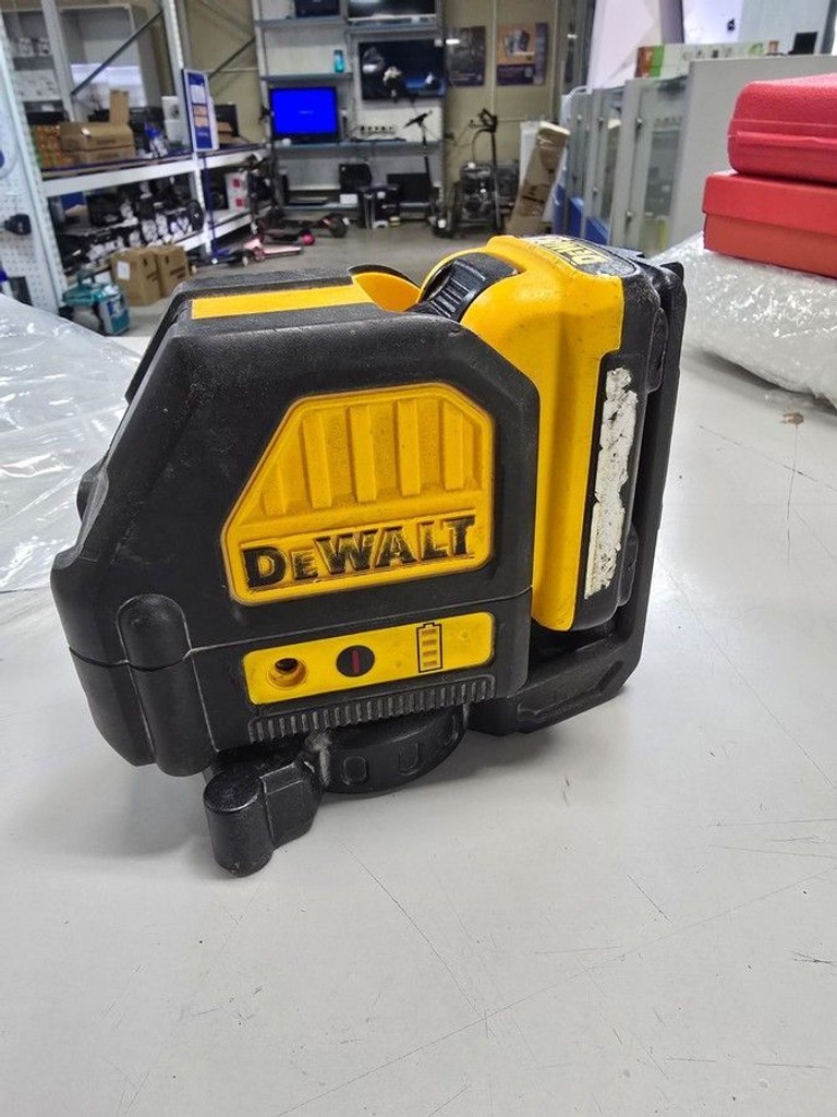 Дешево Dewalt dce088r з ломбарду