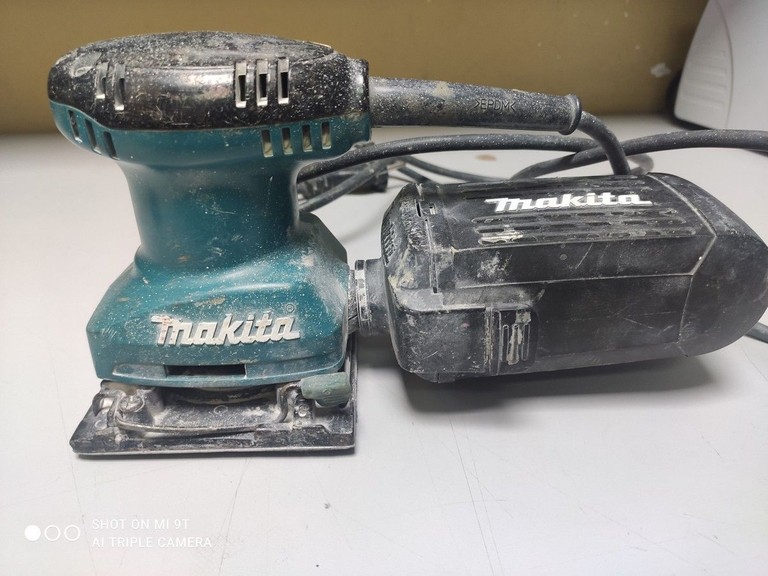 Купити Makita BO4557 Б/У