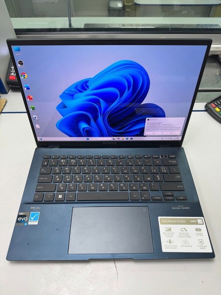 Купити Asus 14/core i5-1240p ddr5/8gb ddr5/hdd *відсутній/ssd 512 gb/*інтегрована Б/У