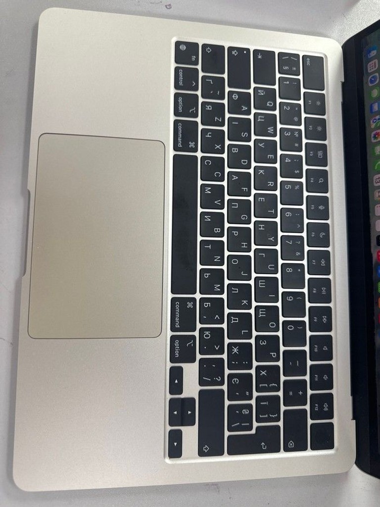 Розпродаж Apple macbook air 13.6/ m2 / ram 16gb/ ssd 256gb/ gpu 8 core, продавець Техноскарб