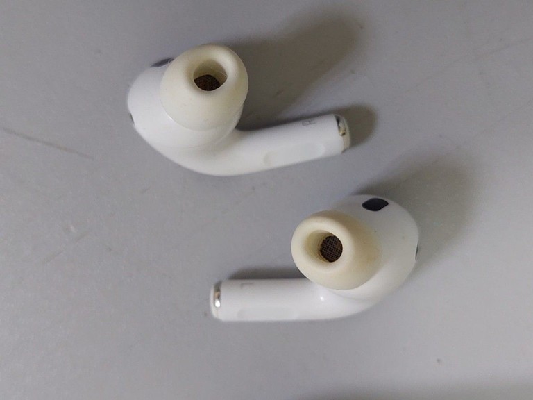 Apple airpods pro 2nd generation with magsafe charging case usb-c Код:01-201038705. Зображення 5