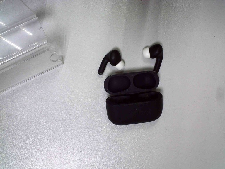 Купити Apple AirPods Pro (MWP22) Б/У