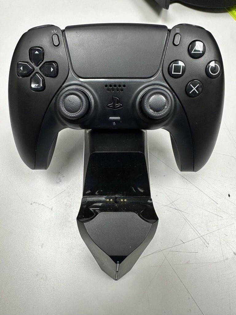 Купити Sony DualSense Black Б/У