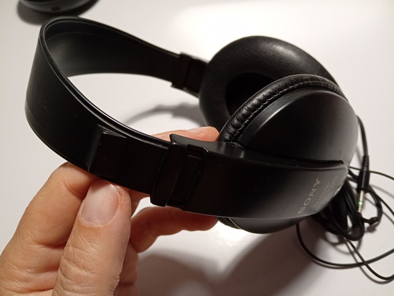 Оголошення Sony MDR-P1 Б/У