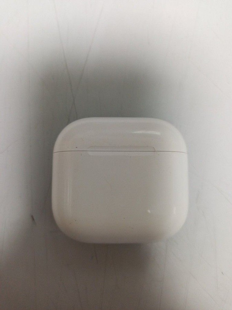 Купити Apple airpods 4 Б/У