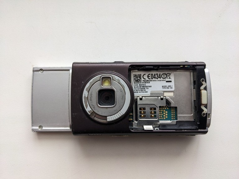 Дешево Nokia n95 з ломбарду
