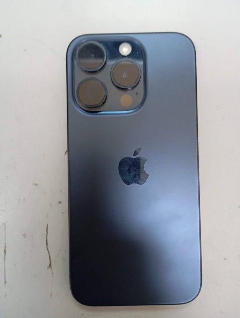 Оголошення Apple iphone 15 pro 1tb esim Б/У