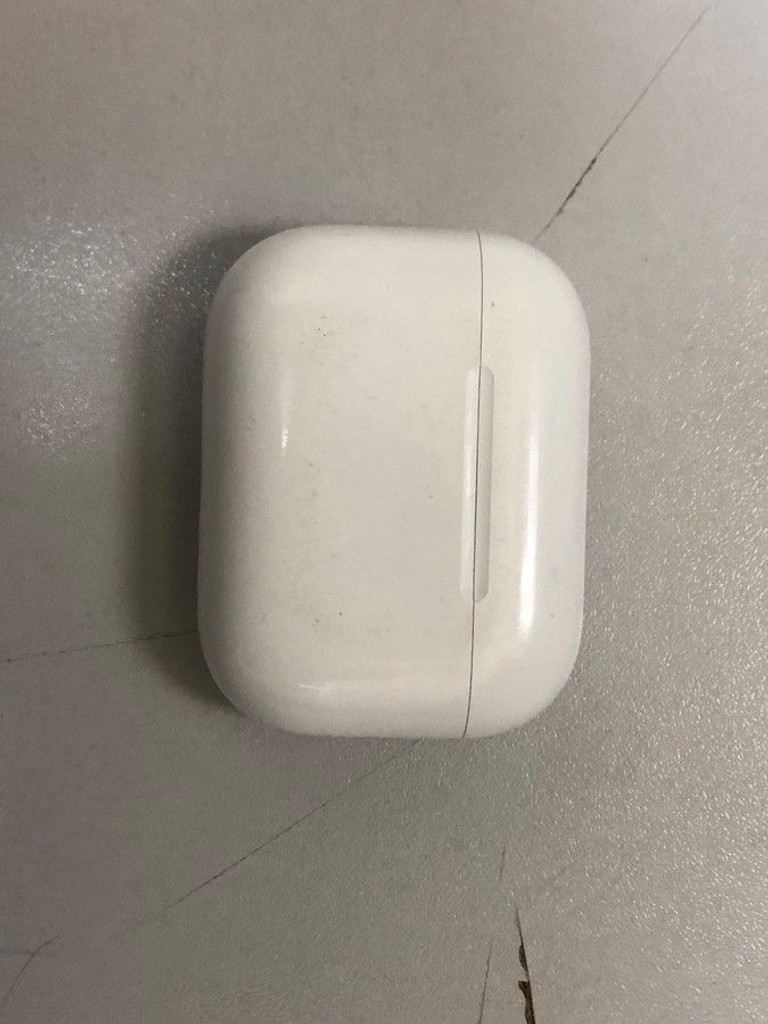 Купити AirPods Pro 3 Б/У